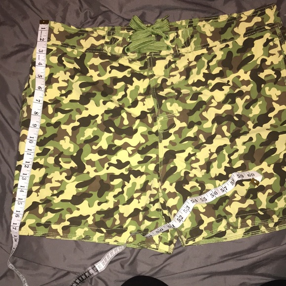 Bleu royale camouflage swim trunks - Picture 4 of 7